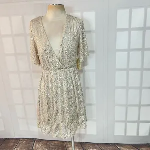 Altar’d’ State NWT Gold Mesh Sequin V-Neck Lined Bridesmaid Mini Dress Medium thumbnail 3