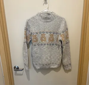 Gray and tan bear sweater Size M thumbnail 2