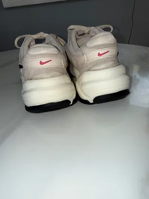 Nike Women’s Cream Mesh Sneakers with Pink Swoosh thumbnail 6