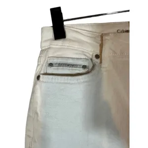 Calvin Klein White Denim Bermuda Jean Shorts City Length Women Size 6 thumbnail 3