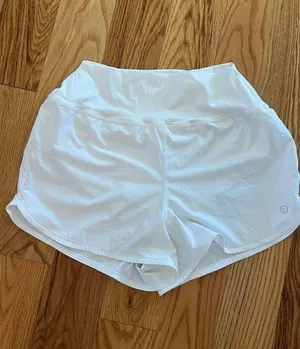 Gilly Hicks Shorts Hollister White thumbnail 1