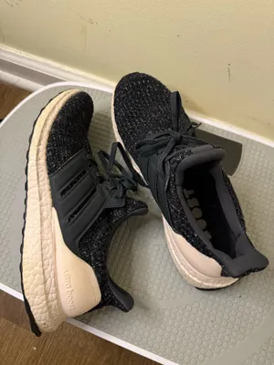 Adidas UltraBoost 4.0 Black Orchid Shoes Women's Size 9.5 thumbnail 5