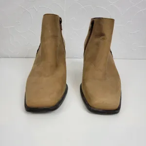 Etienne Aigner Womens Boots Size 7.5 Brown Suede Block Heels Ankle High thumbnail 9