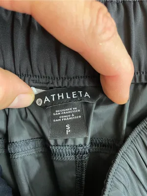 NWT ATHLETA Rise Pant Pantalon Rise in Black Adjustable Athletic Sz S 💛🎀 thumbnail 9