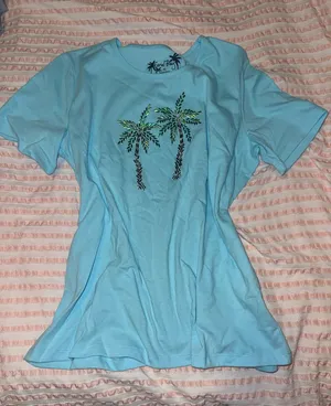 Coral bay bedazzled palm tree top thumbnail 1