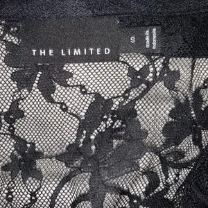 The Limited Black Lace Women’s Outer Shell Top Size Small Button Up Sleeveless thumbnail 3