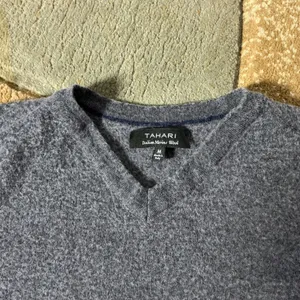 Tahari Italian Merino Wool Sweater Womens M Gray Old Money Preppy Academic thumbnail 4