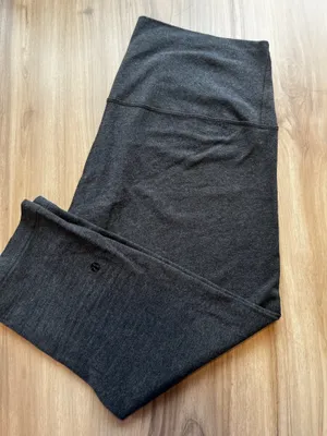 Lululemon Cropped Leggings thumbnail 2