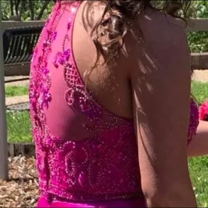Mori Lee Fuchsia Embellished 2 Piece Prom Dress Size 10 Halter Gown thumbnail 2