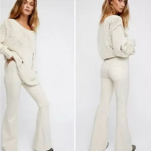 NWT Free People Penny Pull on Flare Jeans ~ White~ size 32 🤍 thumbnail 3