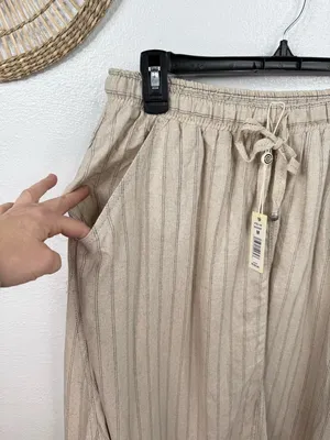 Max Studio London Maxi Skirt Size M Beige Pin Striped Elastic Waist with Pockets thumbnail 3
