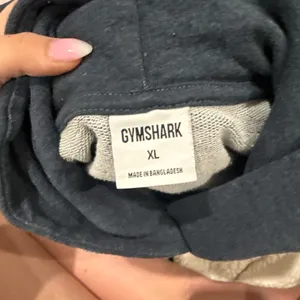 Navy Gymshark hoodie thumbnail 3