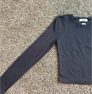 Aritzia Babaton Contour Top Crop thumbnail 3