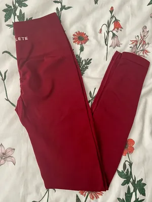 Alphalete Leggings thumbnail 2