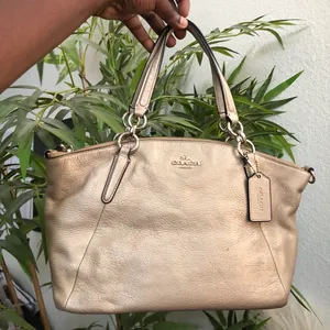 COACH KELSEY METALLIC GOLD PEBBLED LEATHER SHOULDER HAND BAG PURSE TOP HANDLE SATCHEL F36675 Approx 13” Wide x 10” Tall x 3.5” Deep Comes with dustbag thumbnail 3