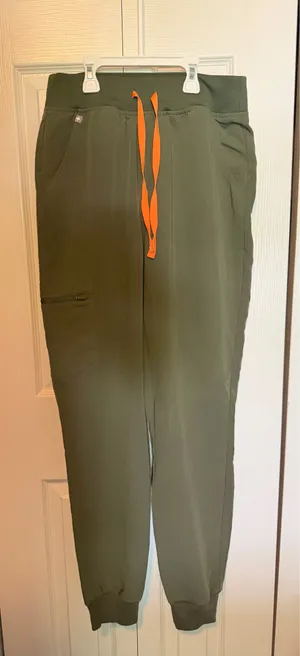 FIGS Scrub Pants thumbnail 1
