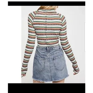 Free People We the Free Zip it Up denim Mini Skirt Size 31 (Jean size) thumbnail 2