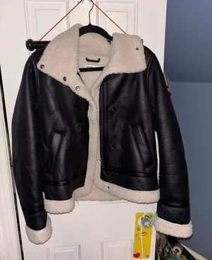 Winter Jacket Size L thumbnail 1