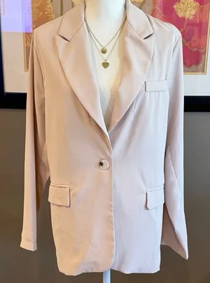 HYFVE Cream Blazer Size Large NWT Capsule Preppy Minimalist thumbnail 1