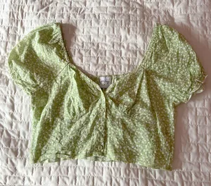 Oh Polly Green Floral Puff Sleeve Blouse Size 12 thumbnail 1