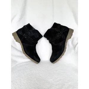 Teva De La Vina Woman’s Size 7 Black Suede Braided Ankle Boots thumbnail 4