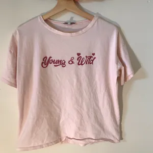 Charlotte Russe Young & Wild size Medium thumbnail 2