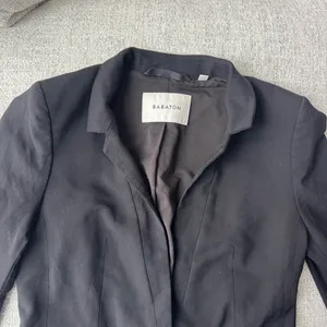 Aritzia Babaton Wool Blazer Black Single Button Tailored Longline Size 4 thumbnail 2