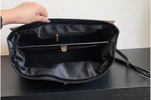 Black faux suede & faux leather contrast tote shoulder bag / handbag purse thumbnail 4