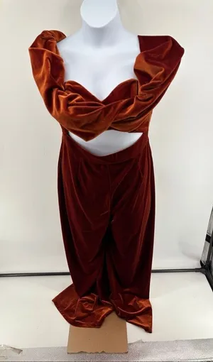 ASOS Design Rust Velvet Off Shoulder Cutout Wide Leg Jumpsuit Size 10 thumbnail 1