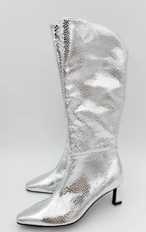 Steve Madden Newlyn Knee High Boot‎ Pointed Toe Womens Silver Size 6 thumbnail 1