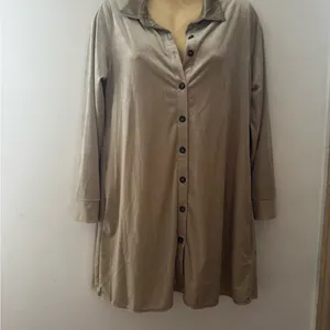 Velvet Elegant Metallic Button thumbnail 3