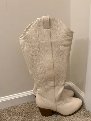 Arula Cream Knee High Wide Calf & Width Sierra Western Heeled Boots - size 8W thumbnail 4