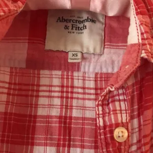 Abercrombie & Fitch flannel plaid Y2K front button up shirt, size xs thumbnail 3
