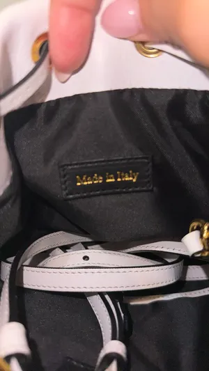 Moschino bucket bag thumbnail 6