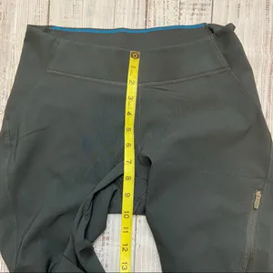 Columbia Omni Shield Black Capri. Size Small. EUC thumbnail 8