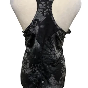Champion Women's Black and Gray Patterned Tank Top Excellent Condition thumbnail 3