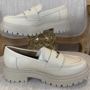 Soda Women's Chunky Platform Loafers White Lug Sole Y2K Style size 7.5 classic preppy thumbnail 3
