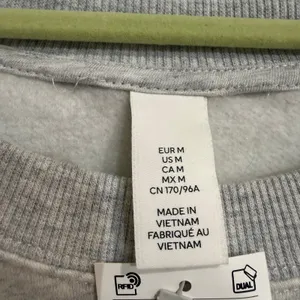 H&M Gray Monaco 64 France Graphic Oversized Sweatshirt Sz M NWT thumbnail 5