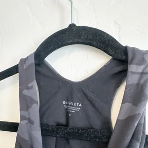 Athleta |‎ A–C Conscious Longline Crop Sports Bra in Black Camo size Medium thumbnail 6