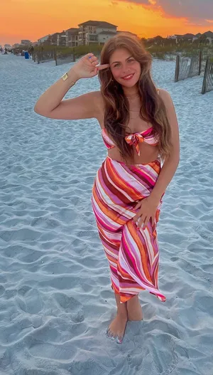 Forever 21 Beach Matching Set thumbnail 1