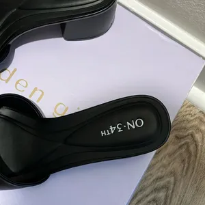 On - 34th Black Women's Slide Sandals EUC thumbnail 2