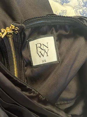Runaway the Label Clothes thumbnail 3