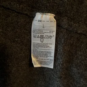 NWOT Scandi Sweater Sz. L thumbnail 7