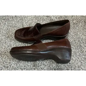 Clarks Susannah Brown Leather Alligator Croc Print‎ Loafers Women's Size 7.5 thumbnail 7