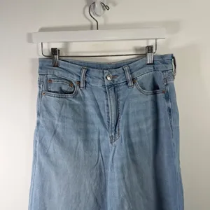 American Eagle Curvy Super High Rise Baggy Wide Leg Jeans Medium Wash Womens 6? thumbnail 3
