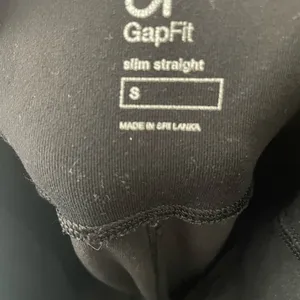 GapFit straight leggings thumbnail 3