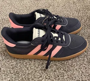 Adidas Handball Spezial Shoes thumbnail 1