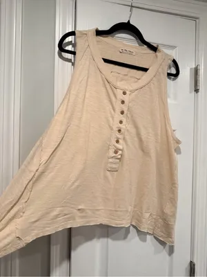 NWT Free People We The Free Size S Sleeveless Henley Tank Top Cream Raw Hem Boho thumbnail 5