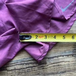 Nike Running Womans Pink Dri-Fit Shorts Activewear Workout Casual Size Medium thumbnail 4
