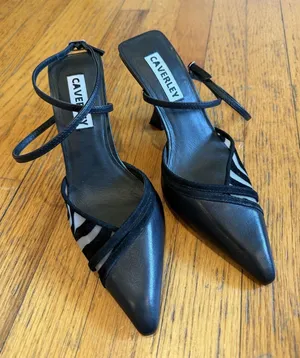 Caverley Shoes Womens Size 6 Black Zebra Slingback Strappy Pointed Toe Heels thumbnail 1